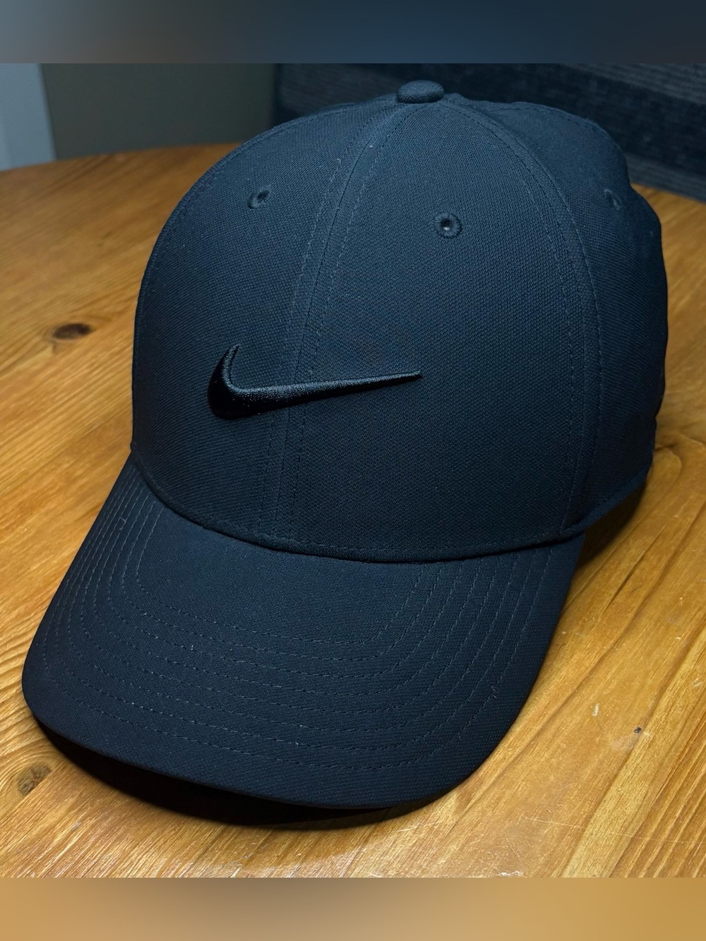 NWOT Nike Dri Fit Club Cap Black on Black Swoosh Strapback Hat Size M/L Golf